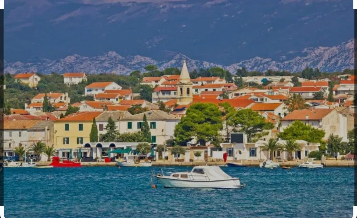 Ferienhaus Sonnenliebe Mit Pool Bei Zadar Radovin Tatil Evi