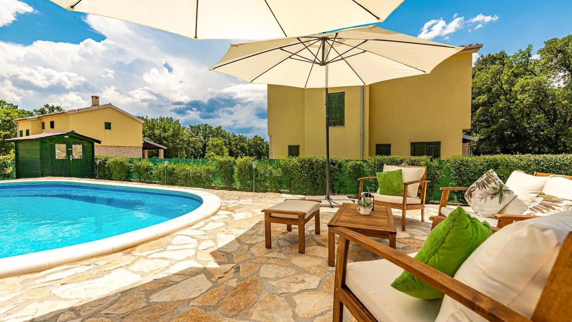 Ferienhaus Sonnenliebe Mit Pool Bei Zadar Radovin 0*,