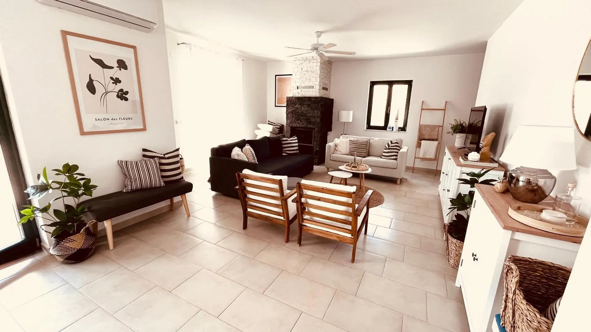 Ferienhaus Sonnenliebe Mit Pool Bei Zadar Radovin Hırvatistan
