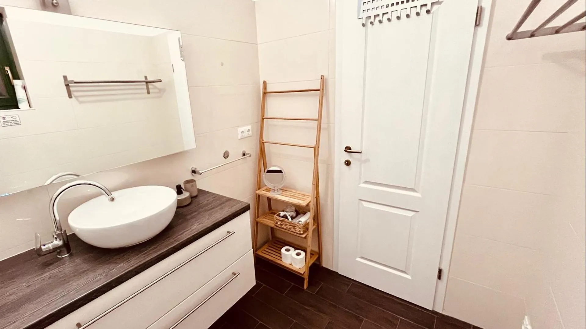 Tatil Evi Ferienhaus Sonnenliebe Mit Pool Bei Zadar Radovin