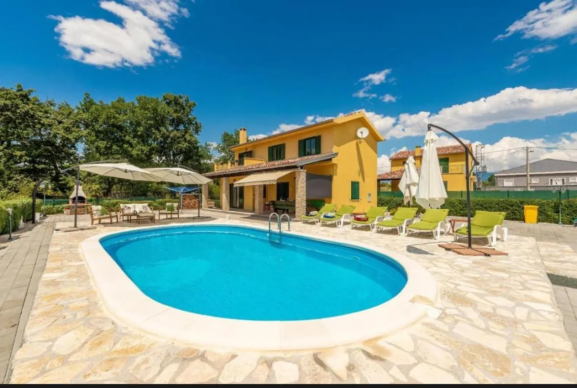 Ferienhaus Sonnenliebe Mit Pool Bei Zadar Radovin